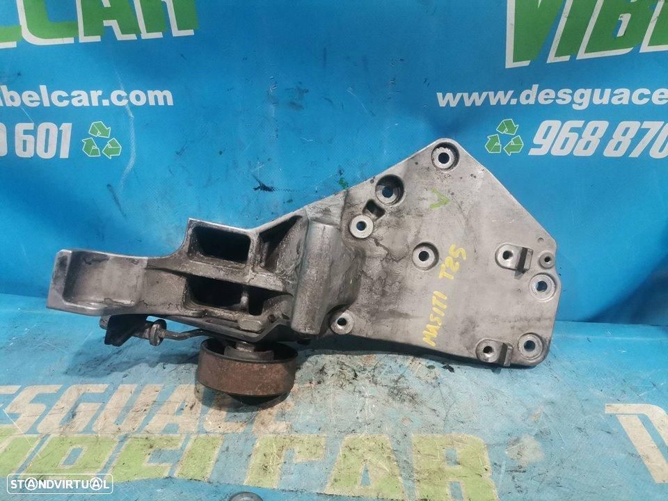 SOPORTE DO ALTERNADOR NISSAN CABSTAR - 1