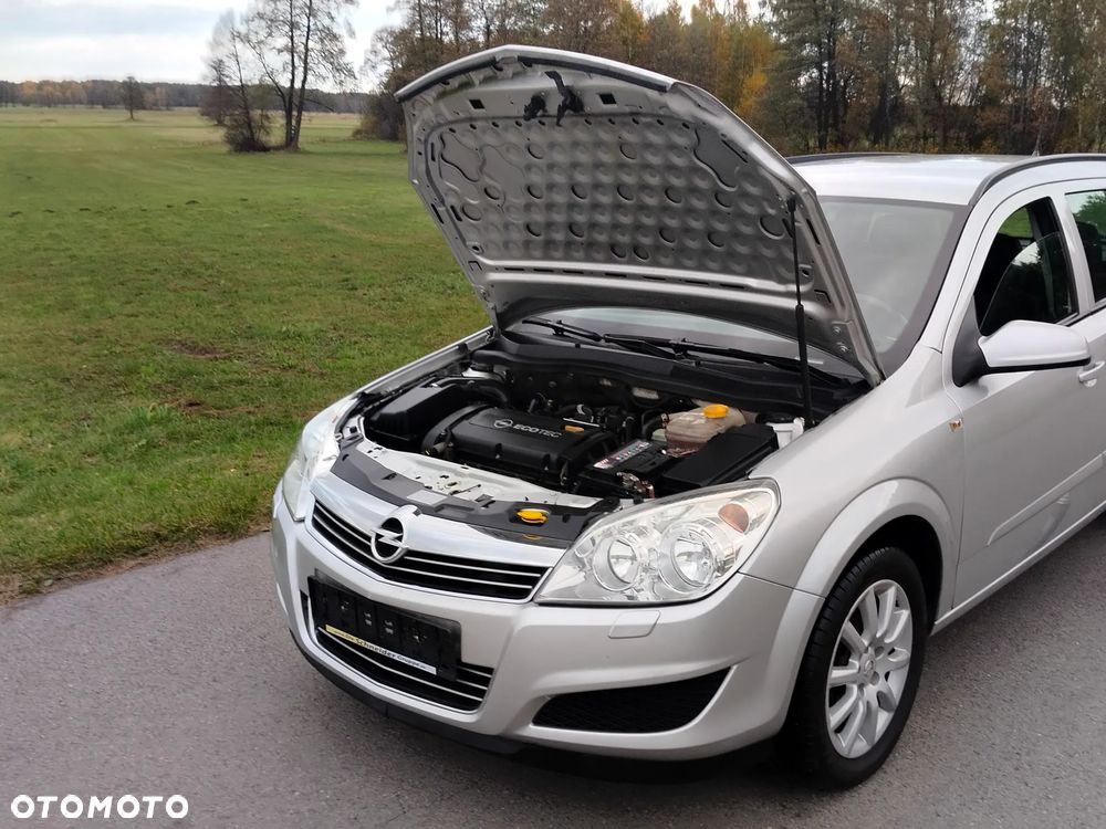 Opel Astra 1.8 Cosmo - 22