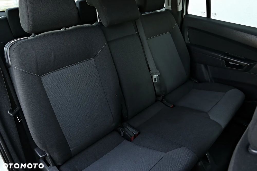 Opel Zafira - 34