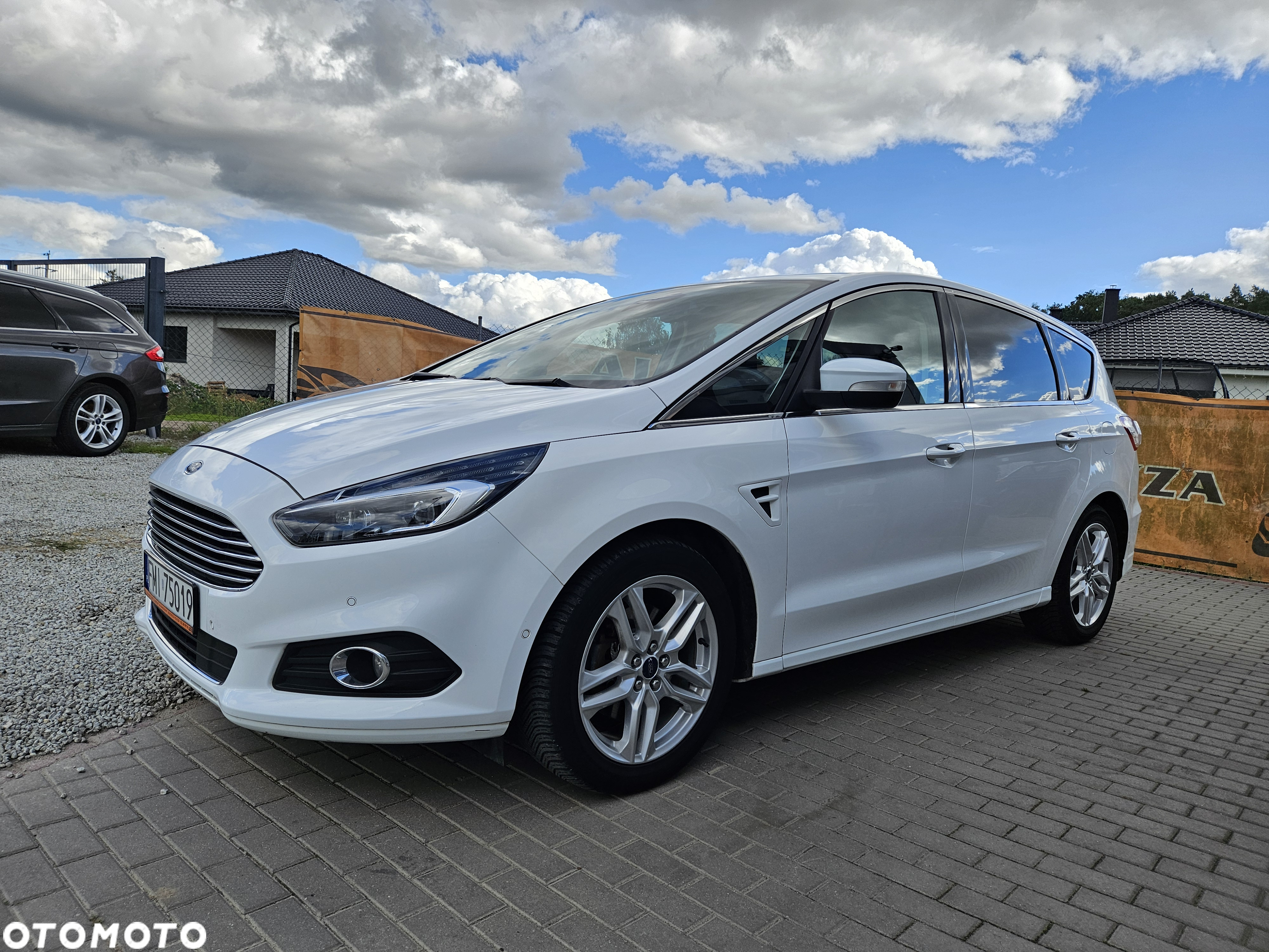 Ford S-Max 2.0 TDCi Titanium PowerShift - 12