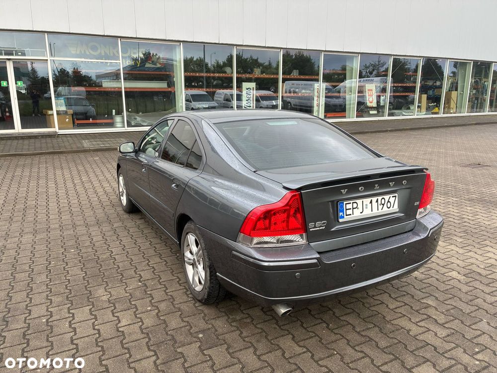 Volvo S60 2.4D5 Diament - 8