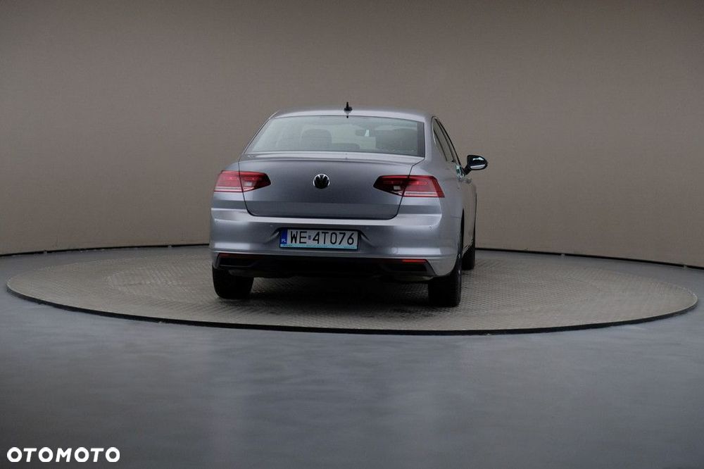 Volkswagen Passat 2.0 TSI Business DSG - 5
