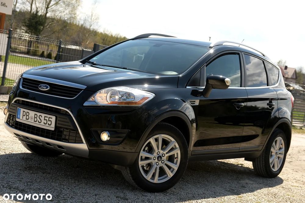 Ford Kuga 2.0 TDCi 2x4 Titanium - 3