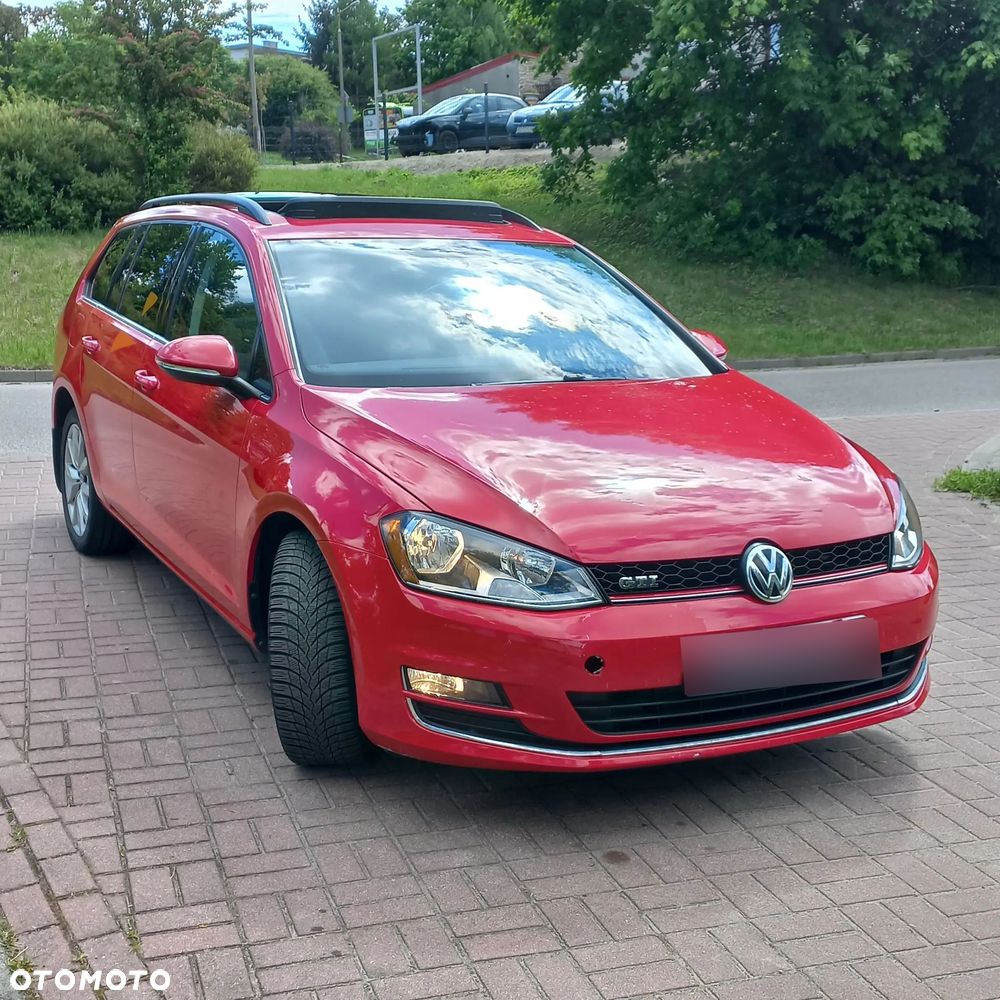 Volkswagen Golf - 1