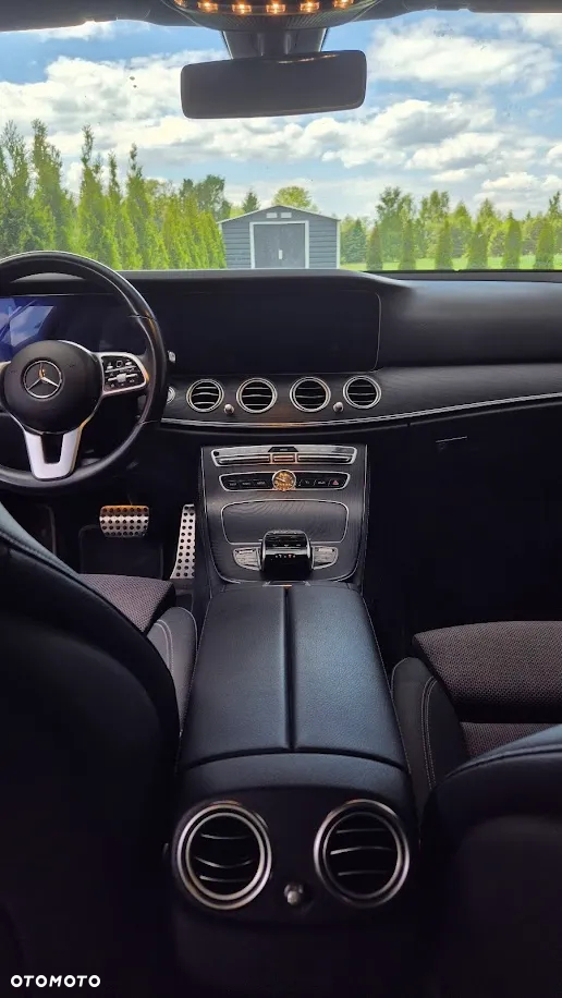 Mercedes-Benz Klasa E 200 d Business Edition - 25