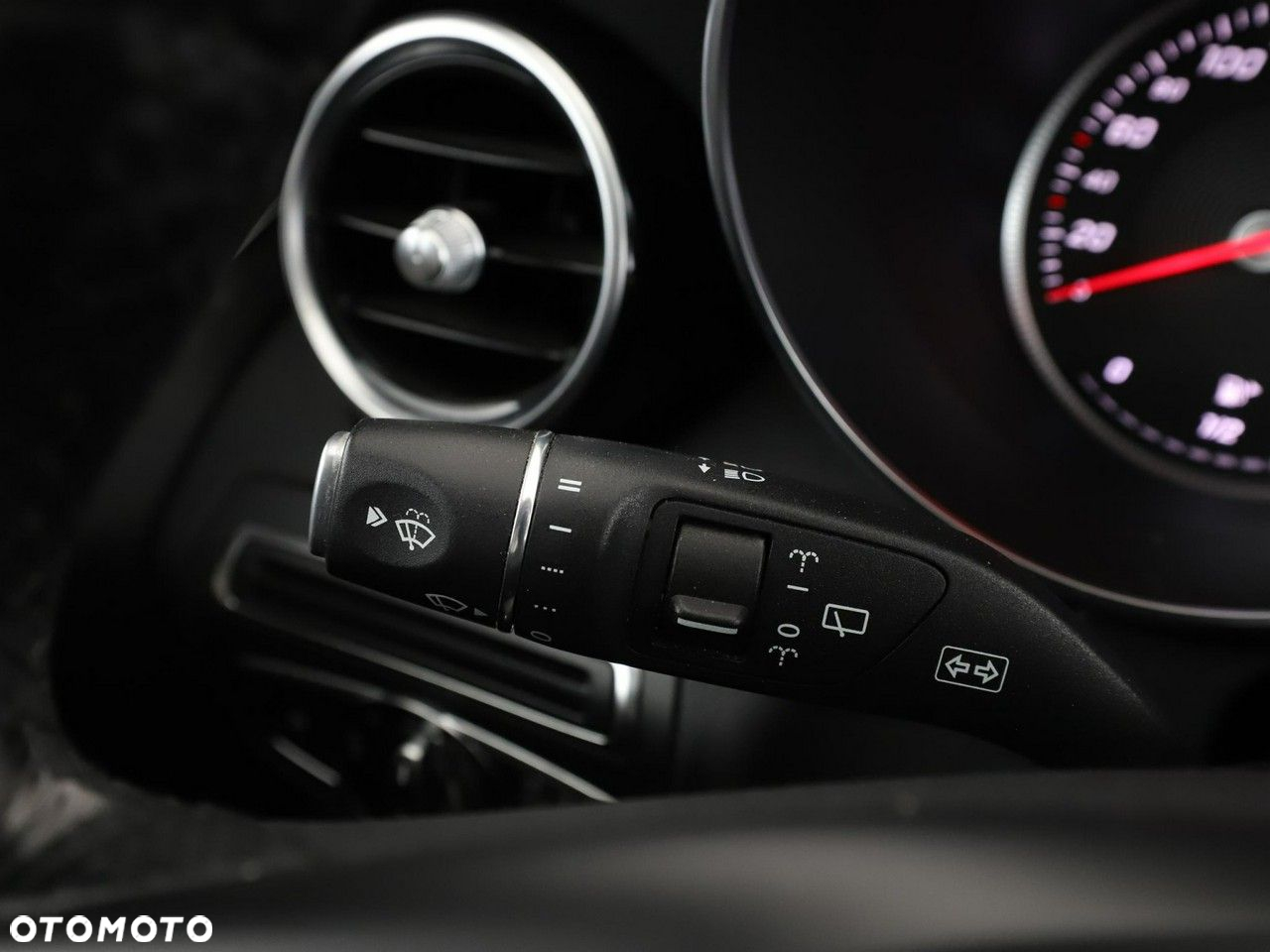 Mercedes-Benz Klasa C 200 (BlueTEC) d T Avantgarde - 32