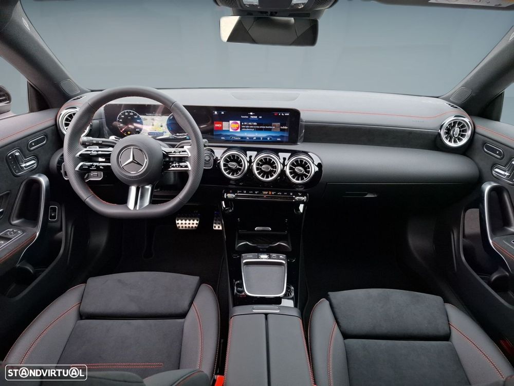 Mercedes-Benz CLA 250 e Shooting Brake AMG Line - 12