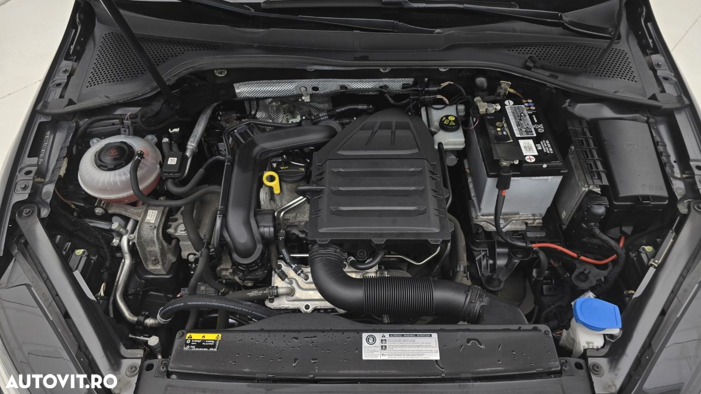 Volkswagen Golf 1.0 TSI Trendline - 24