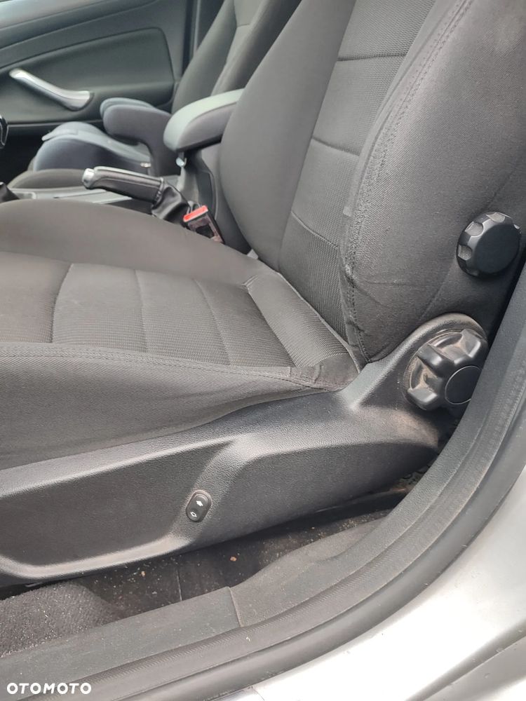 Ford Mondeo 2.0 TDCi Titanium - 28