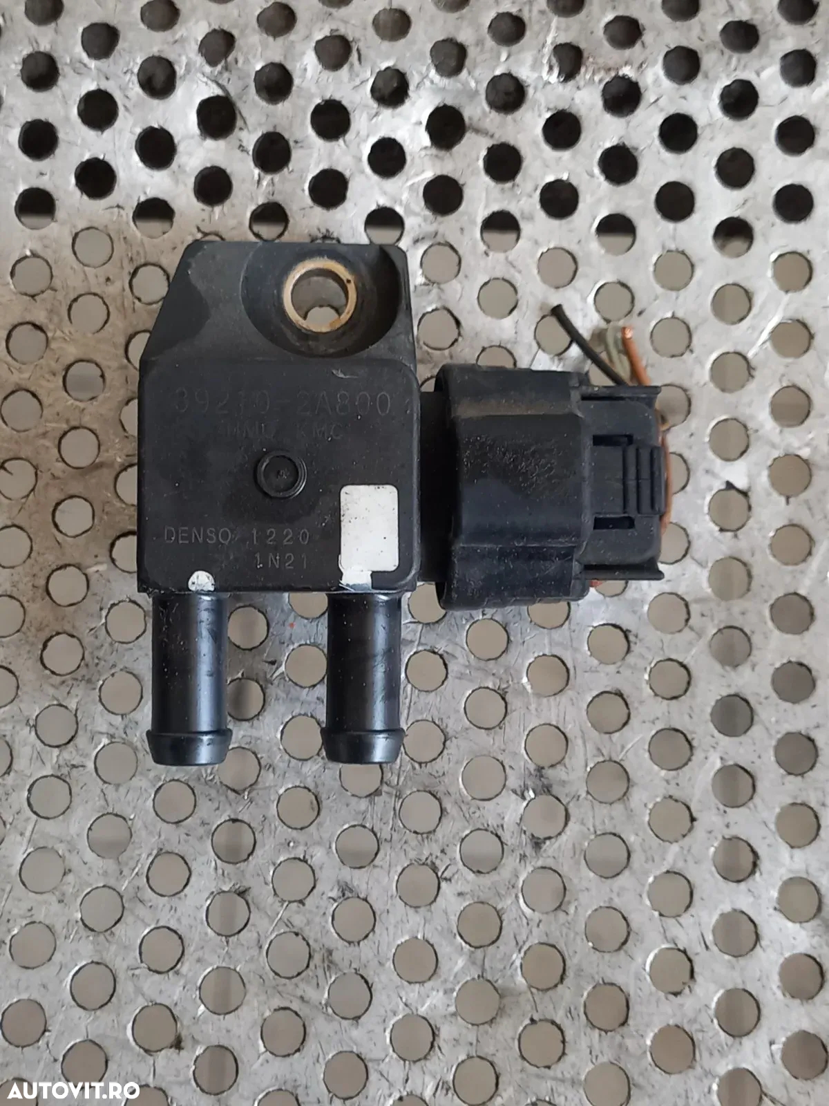 Senzor Presiune Gaze DPF Hyundai Kia 1.4 1.6 1.7 Crdi An 2010-2011-2012-2013-2014-2015 Euro 5 Cod - - 5