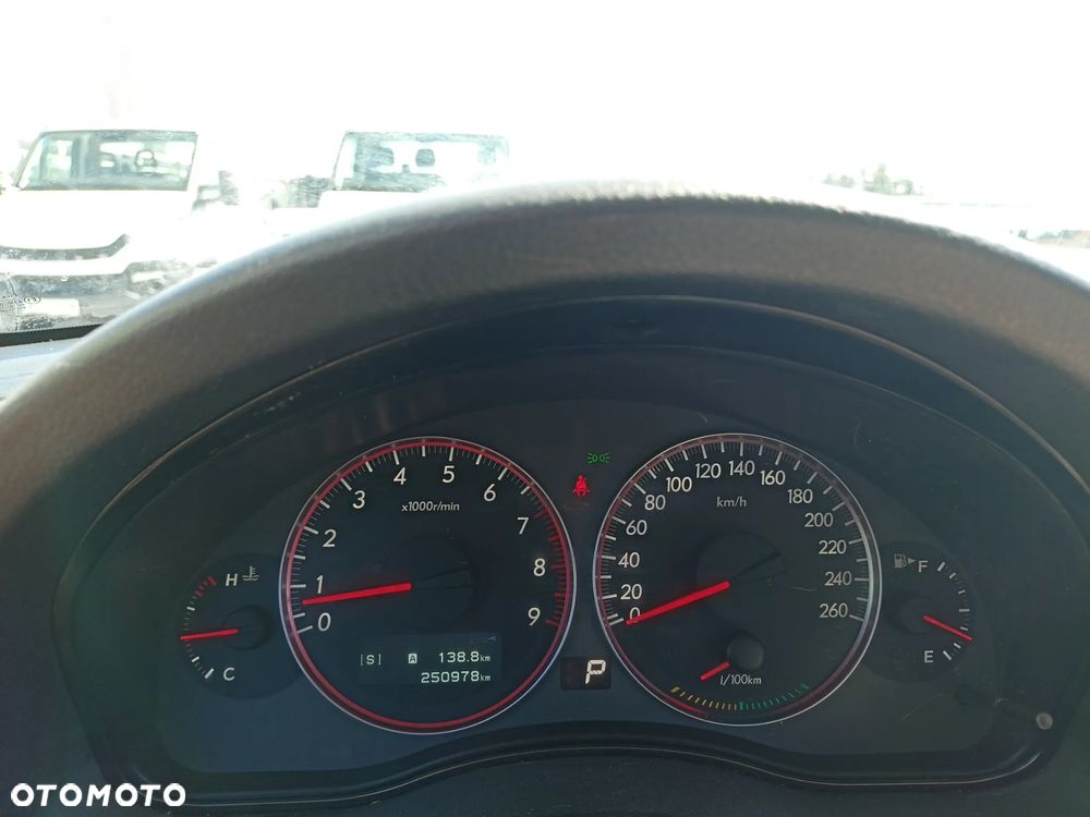 Subaru Outback - 10