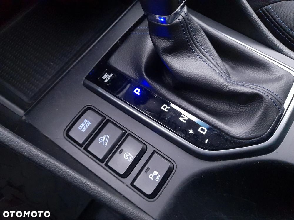 Hyundai Tucson 1.7 CRDI BlueDrive Comfort 2WD DCT - 24