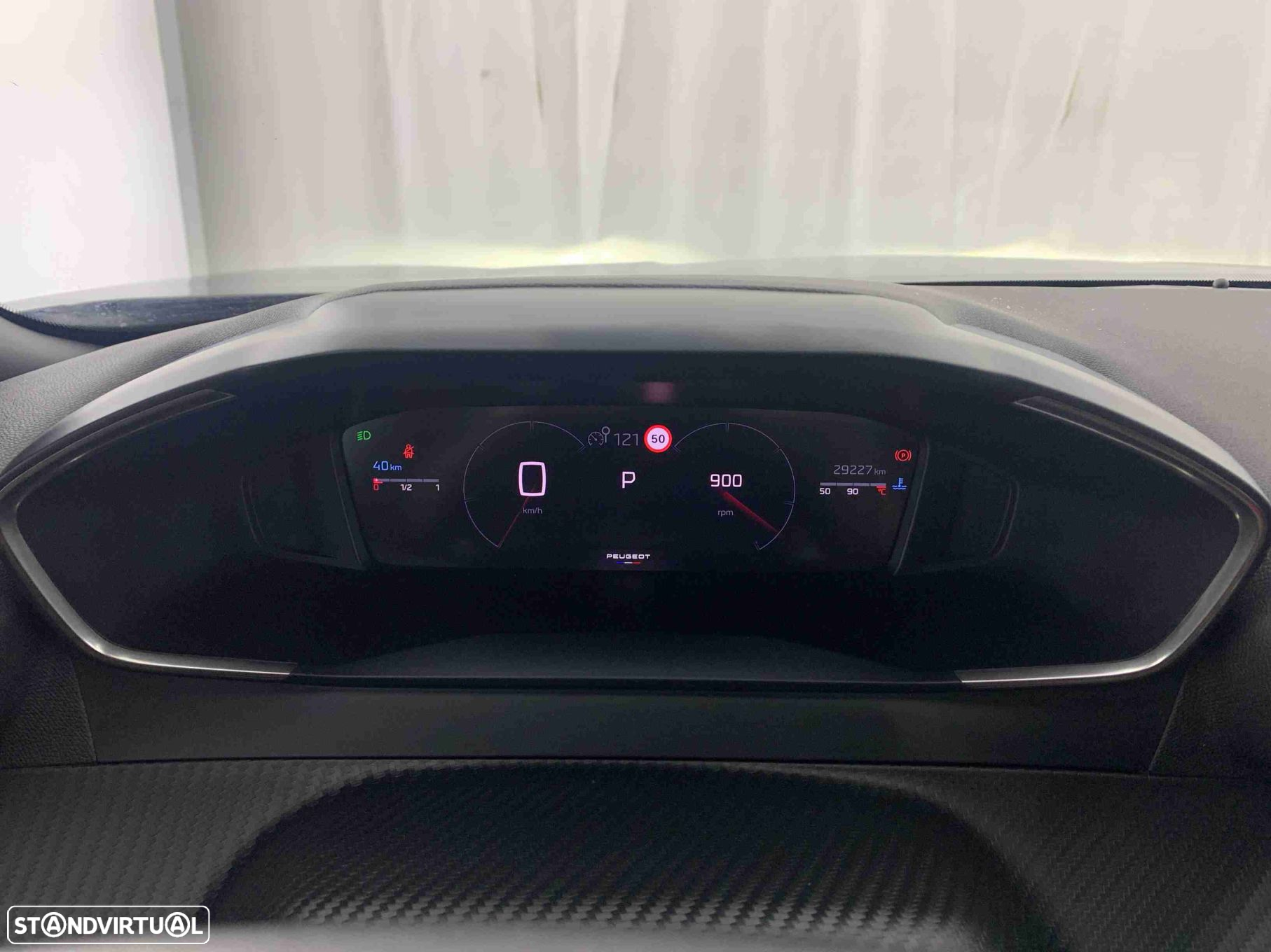 Peugeot 2008 1.2 PureTech Allure EAT8 - 8