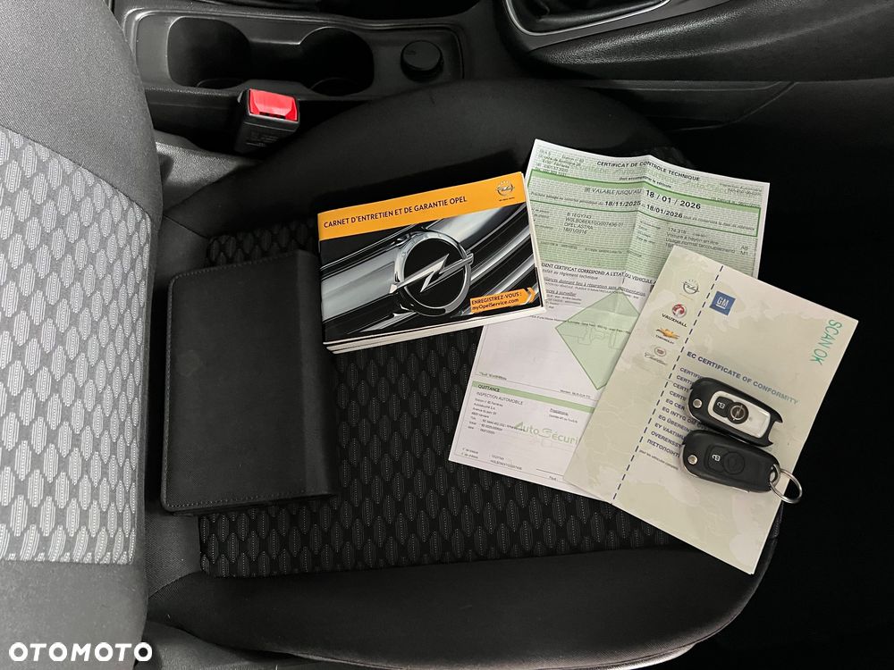 Opel Astra - 33