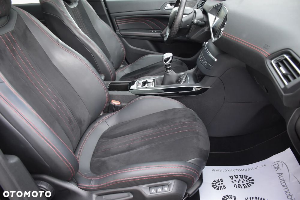 Peugeot 308 SW 1.6 e-THP GT S&S - 26