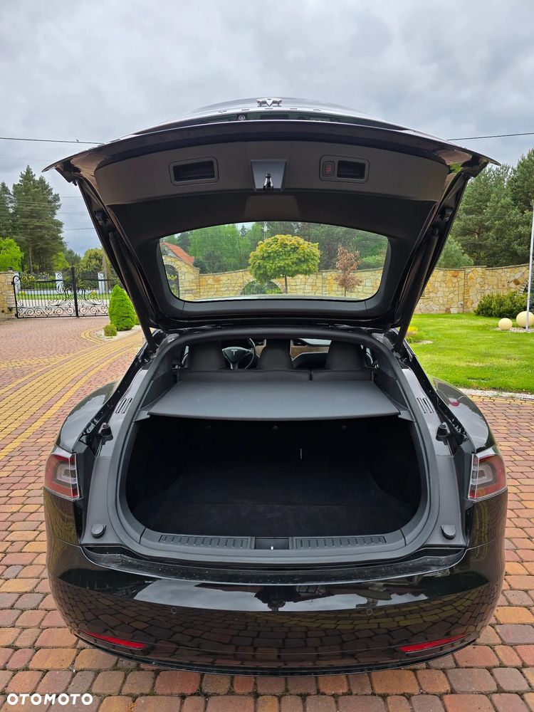 Tesla Model S Long Range Plus - 35