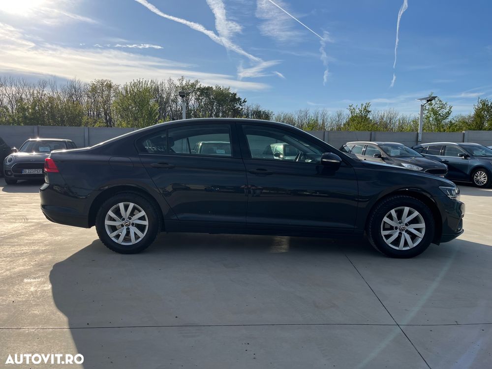 Volkswagen Passat 2.0 TDI SCR Advance - 11