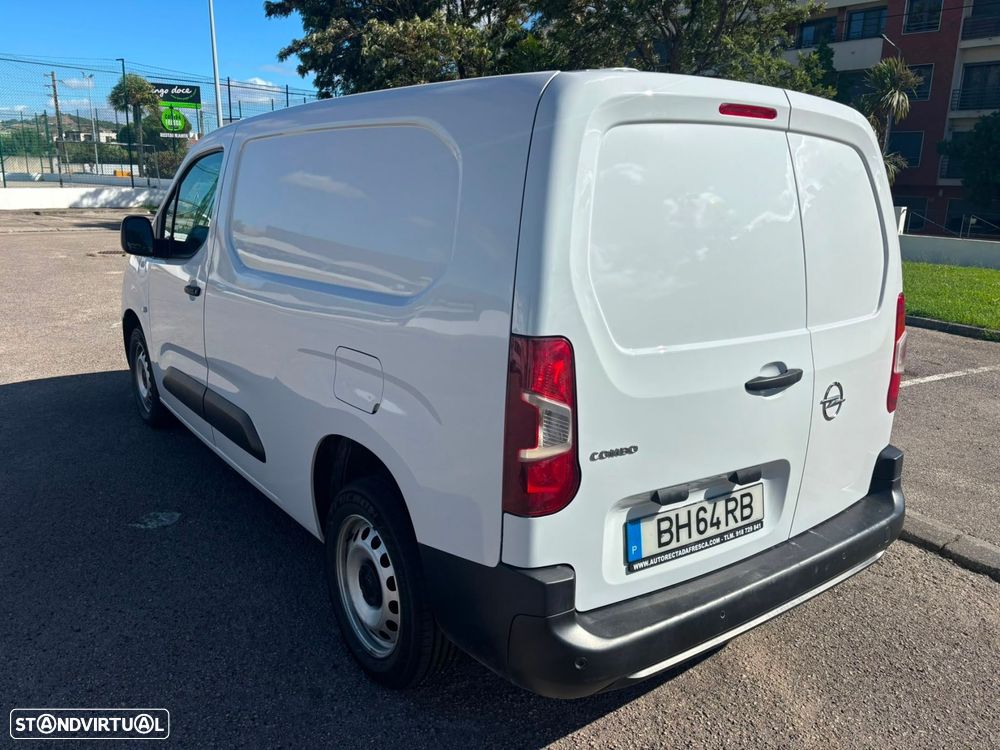 Opel Combo 1.5 CDTi 102cv L2 H1 ENJOY - AC - IVA DEDUTÍVEL - 18