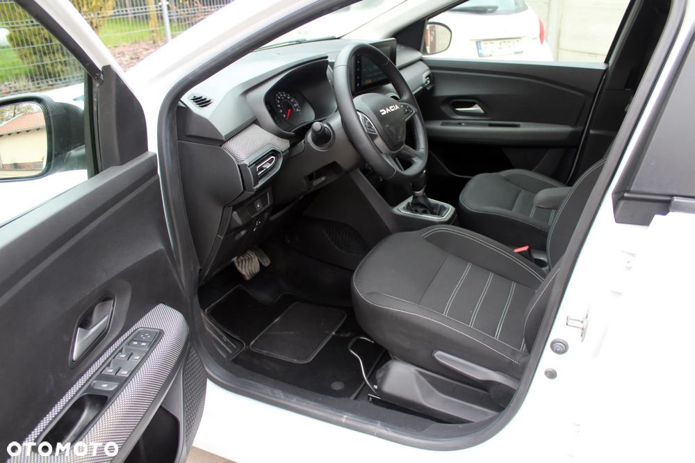 Dacia Sandero TCe 90 CVT Expression - 4