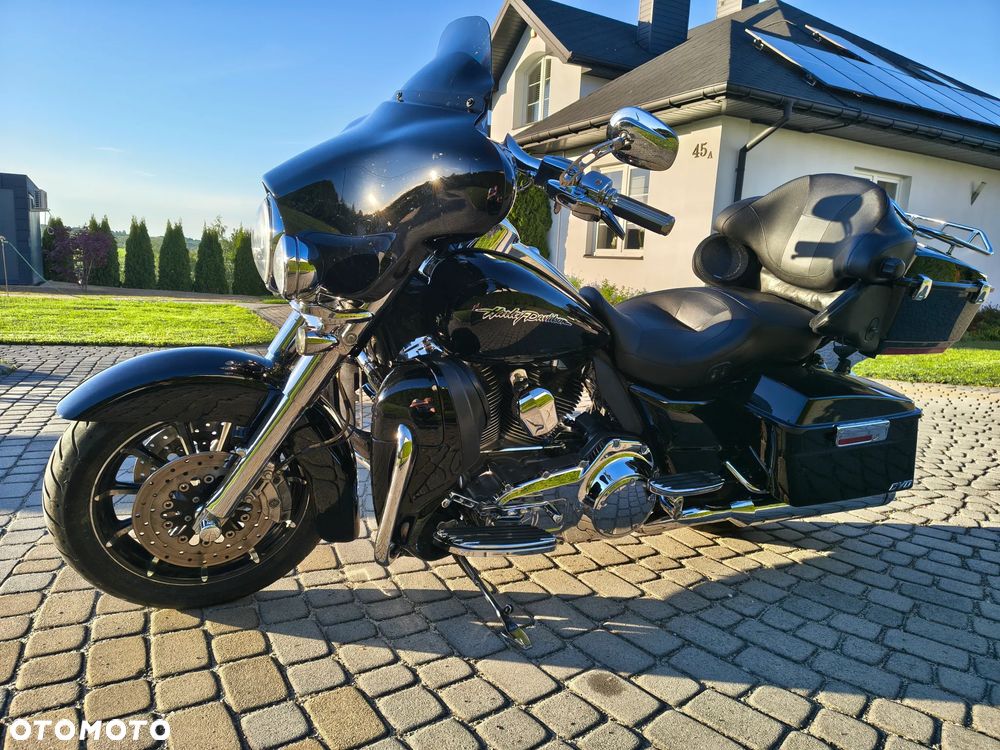 Harley-Davidson Electra - 12