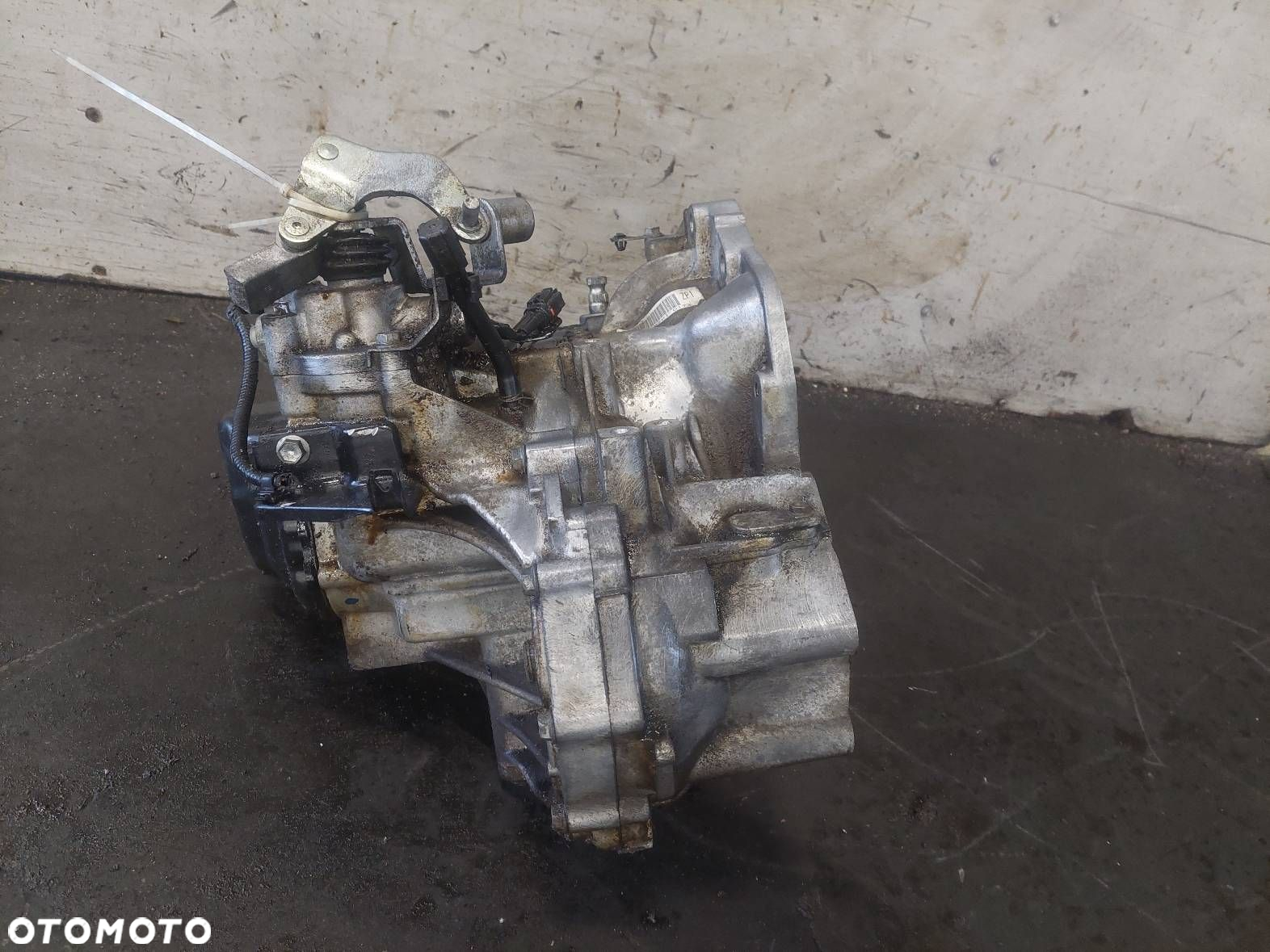 SKRZYNIA BIEGÓW SUZUKI SWIFT V MK7 1.2 16V 10-17 ZP1 - 4