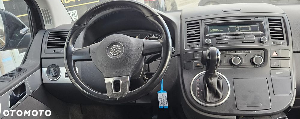 Volkswagen Multivan - 35