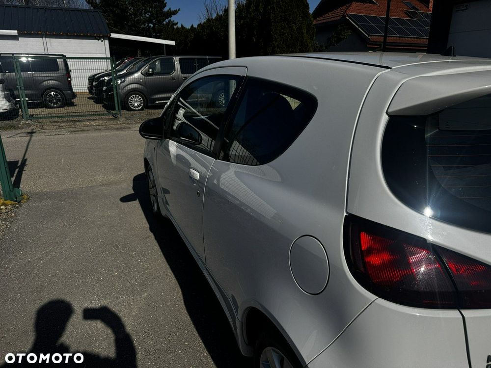 Mitsubishi Colt - 8