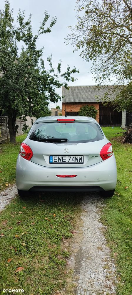Peugeot 208 1.2 PureTech Active - 8