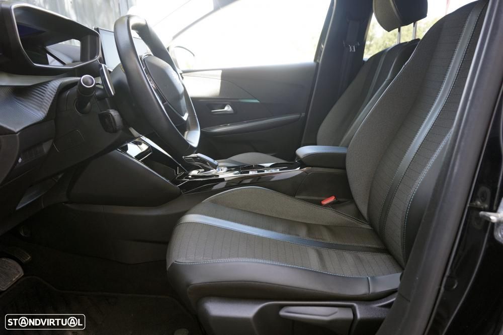 Peugeot 208 1.2 PureTech Allure EAT8 - 6