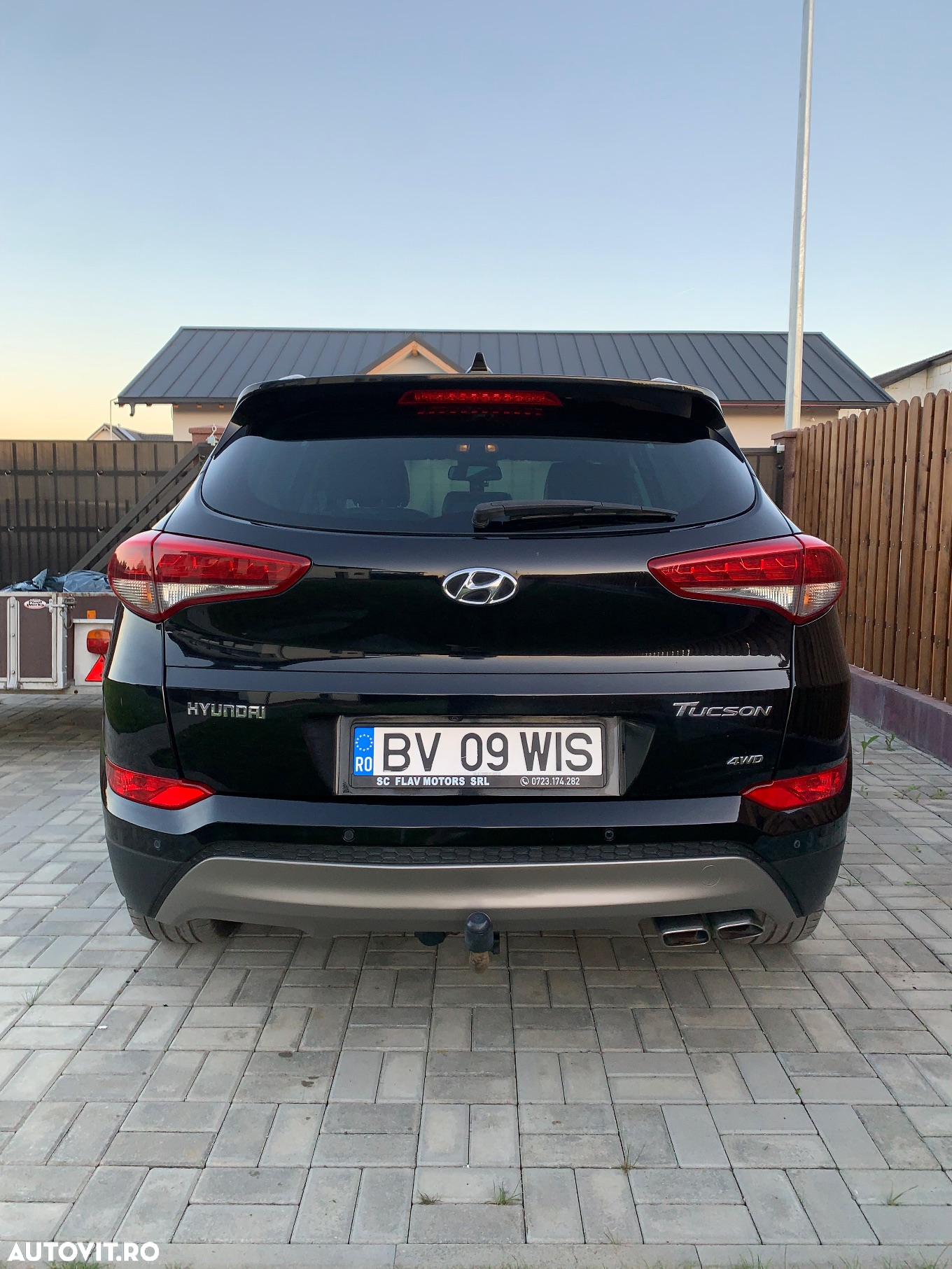 Hyundai Tucson 2.0 CRDI 4WD 6AT Premium+ Design Pack - 4