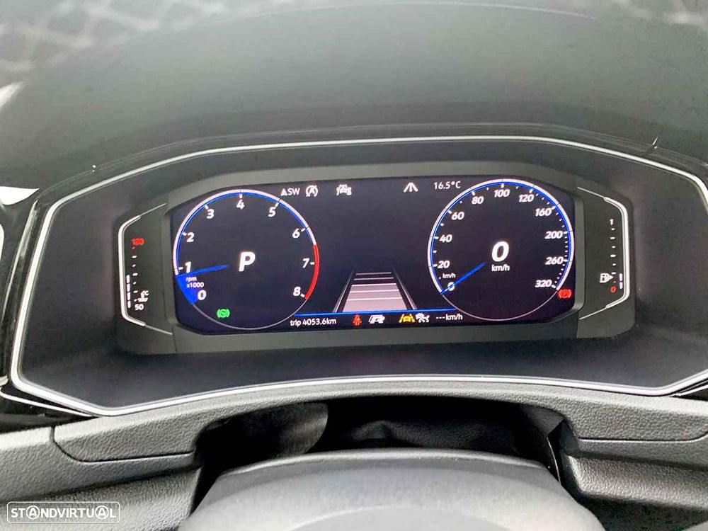 VW T-Roc 2.0 TSI OPF 4MOTION DSG - 15