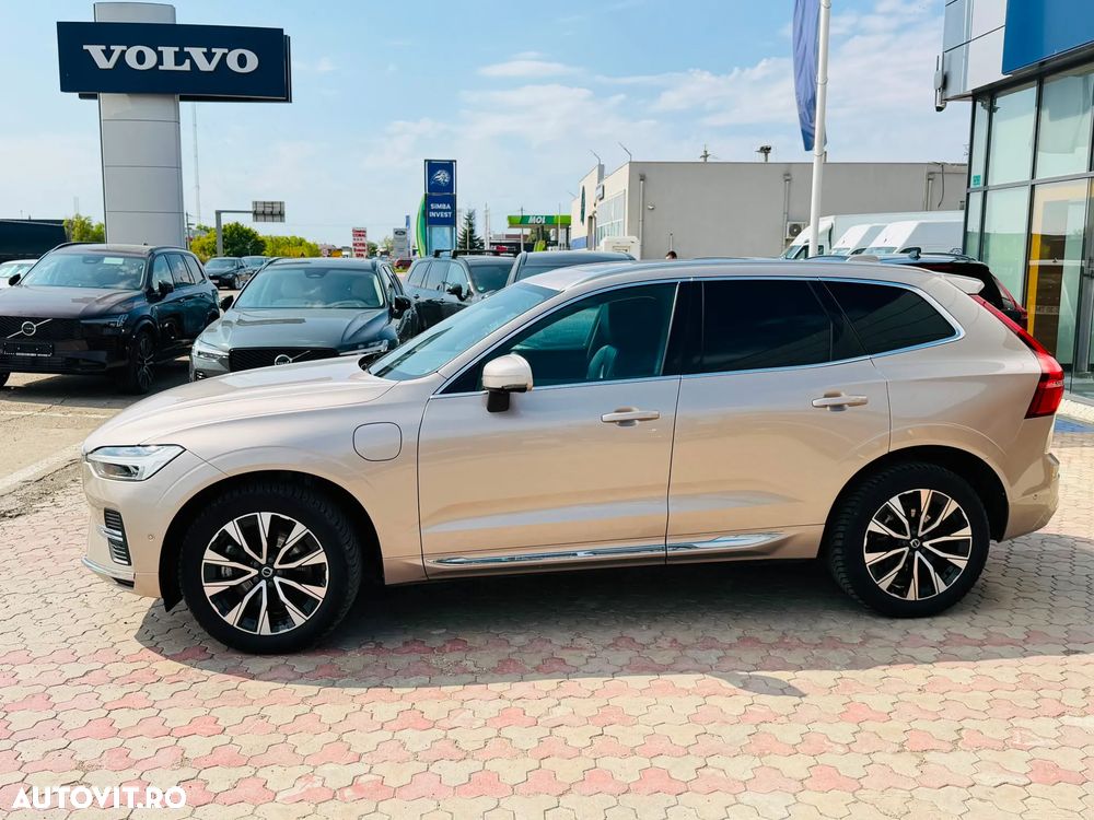 Volvo XC 60 Recharge T8 AWD AT Plus Bright - 3