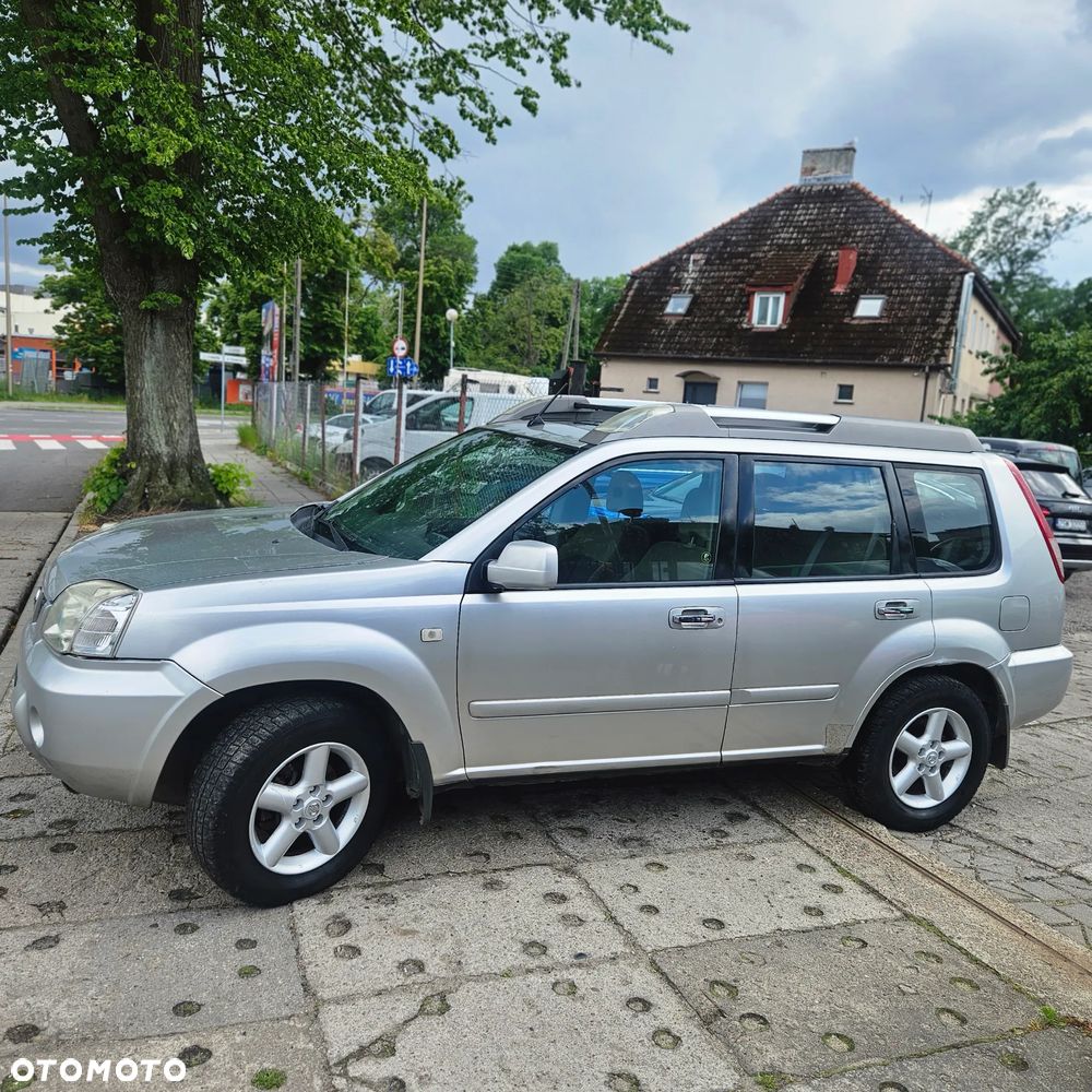 Nissan X-Trail 2.2 dCi Elegance - 9