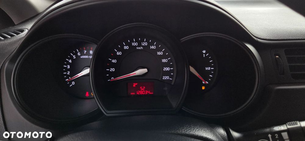 Kia Rio 1.2 Fifa World Cup Edition - 28