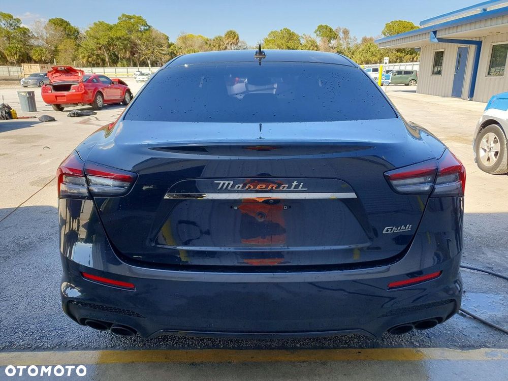 Maserati Ghibli S Modena - 7