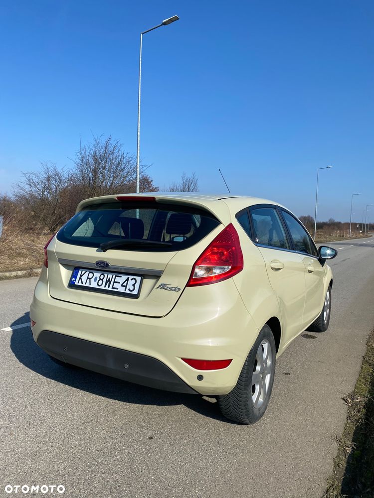 Ford Fiesta 1.25 Ghia - 3