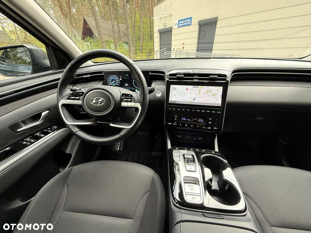 Hyundai Tucson 1.6 T-GDi HEV Executive 4WD - 24