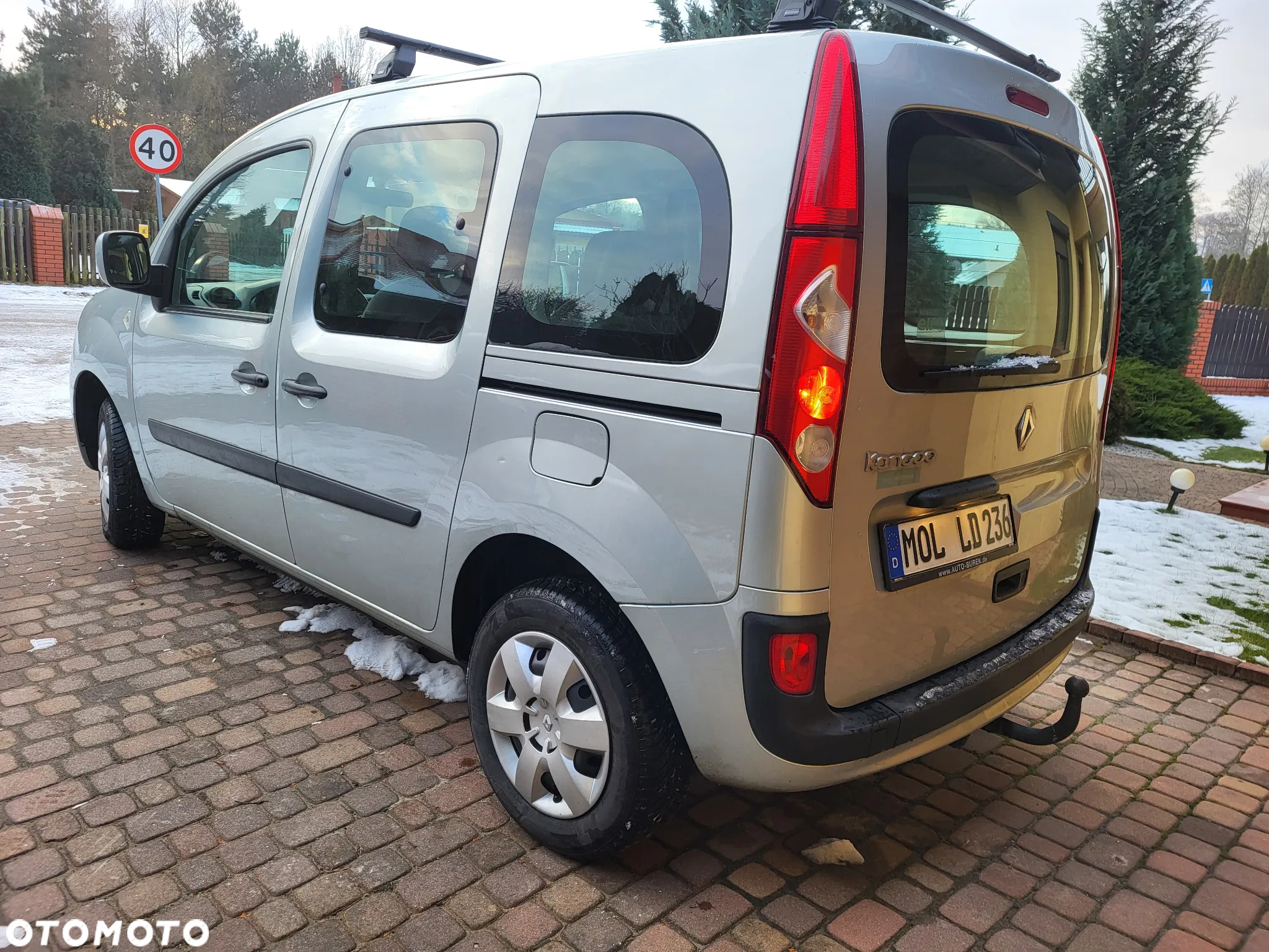 Renault Kangoo 1.6 8V Happy Family - 3