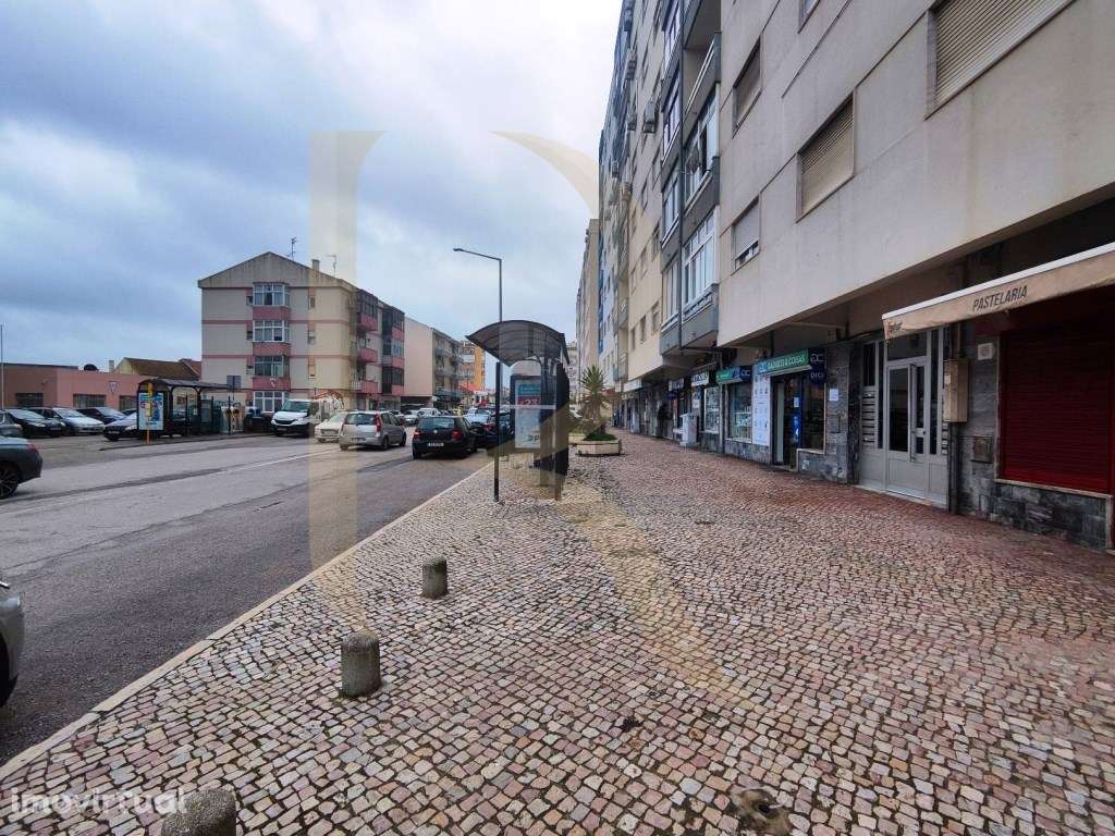 Apartamento T2 com elevador nas Paivas - Amora - Grande imagem: 3/22