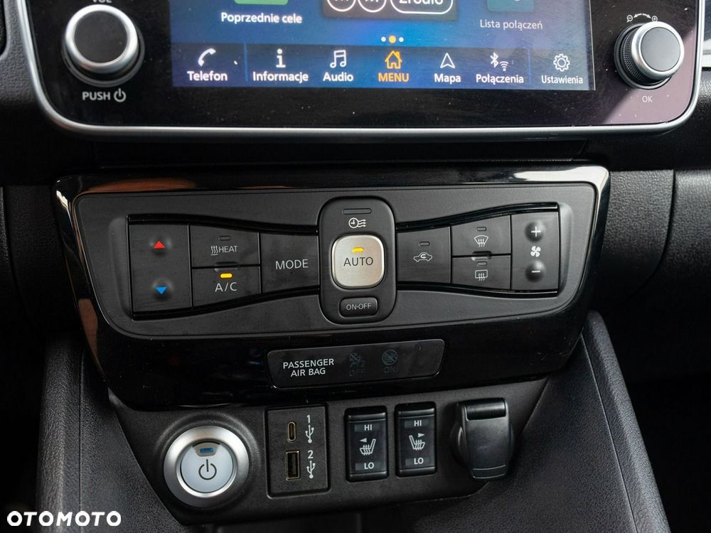 Nissan Leaf 40kWh N-Connecta - 17