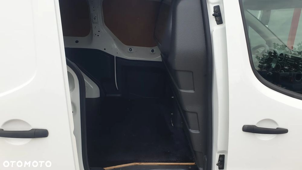 Peugeot Partner - 10