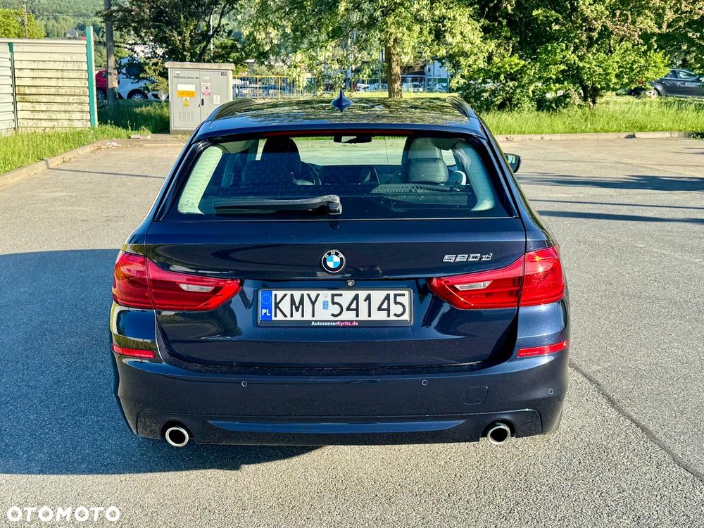 BMW Seria 5 520d Sport Line sport - 6