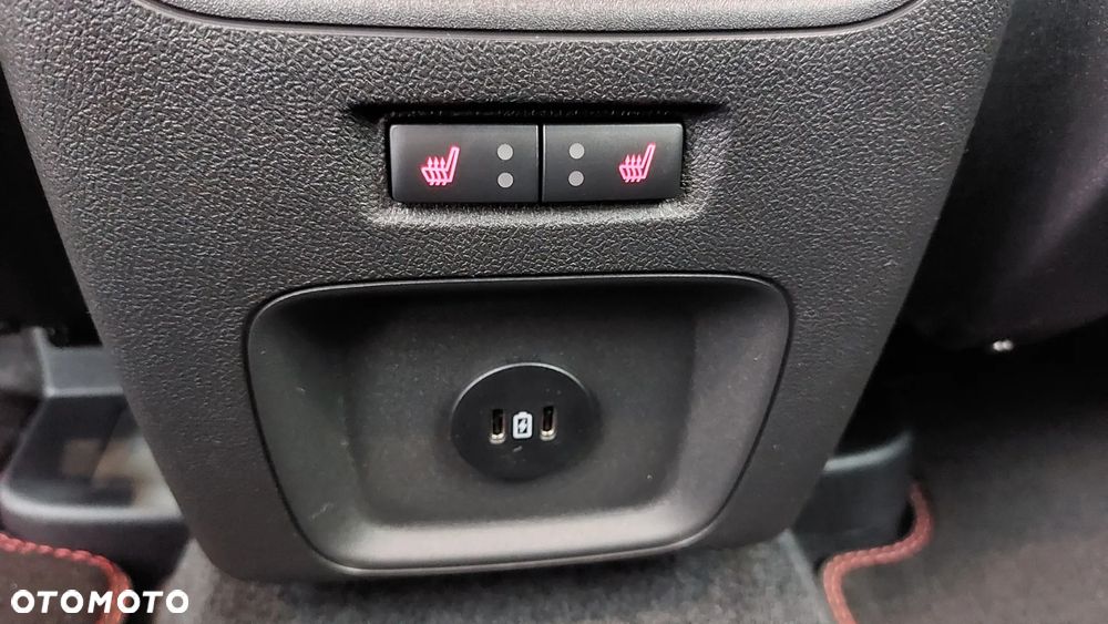 Ford Kuga 2.5 FHEV FWD ST-Line X - 25