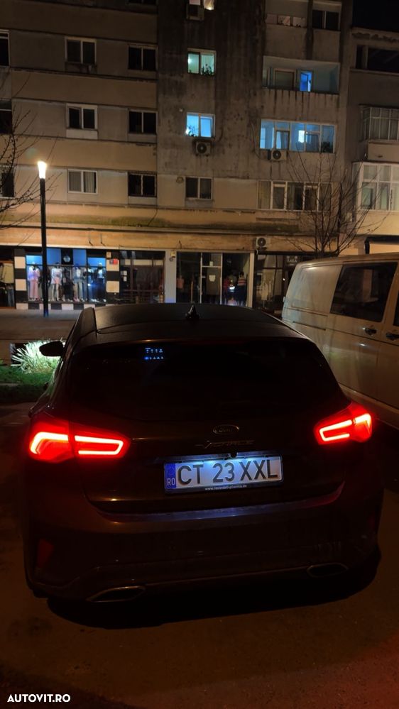 Ford Focus 2.0 EcoBlue Vignale - 2
