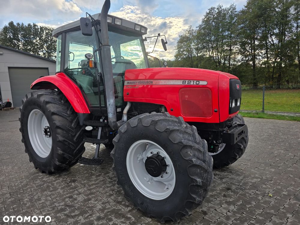 Massey Ferguson 8210 - 2