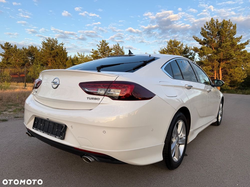 Opel Insignia - 4