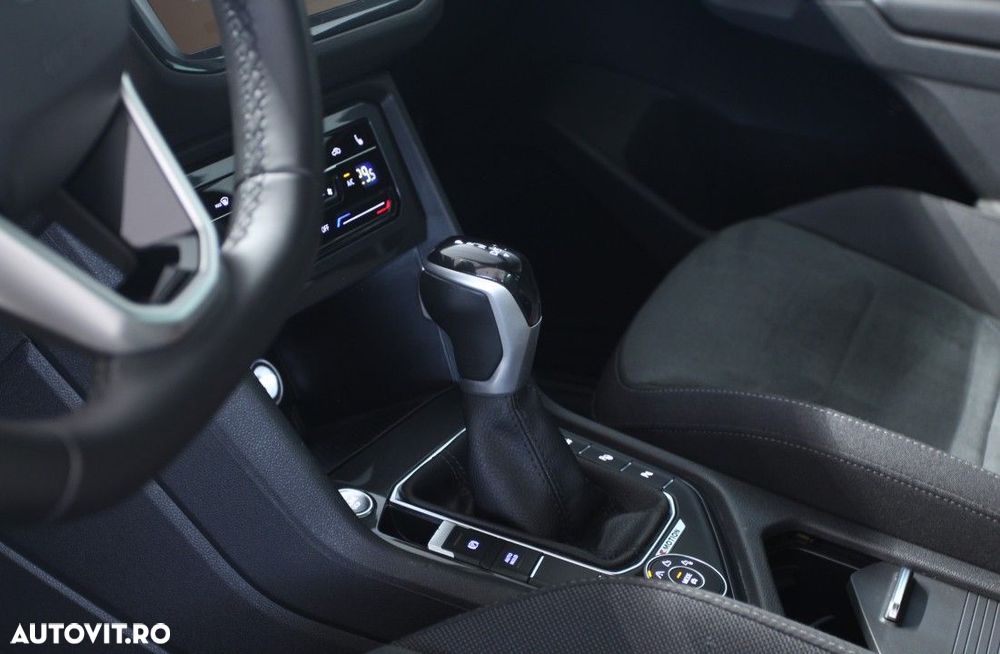 Volkswagen Tiguan - 11