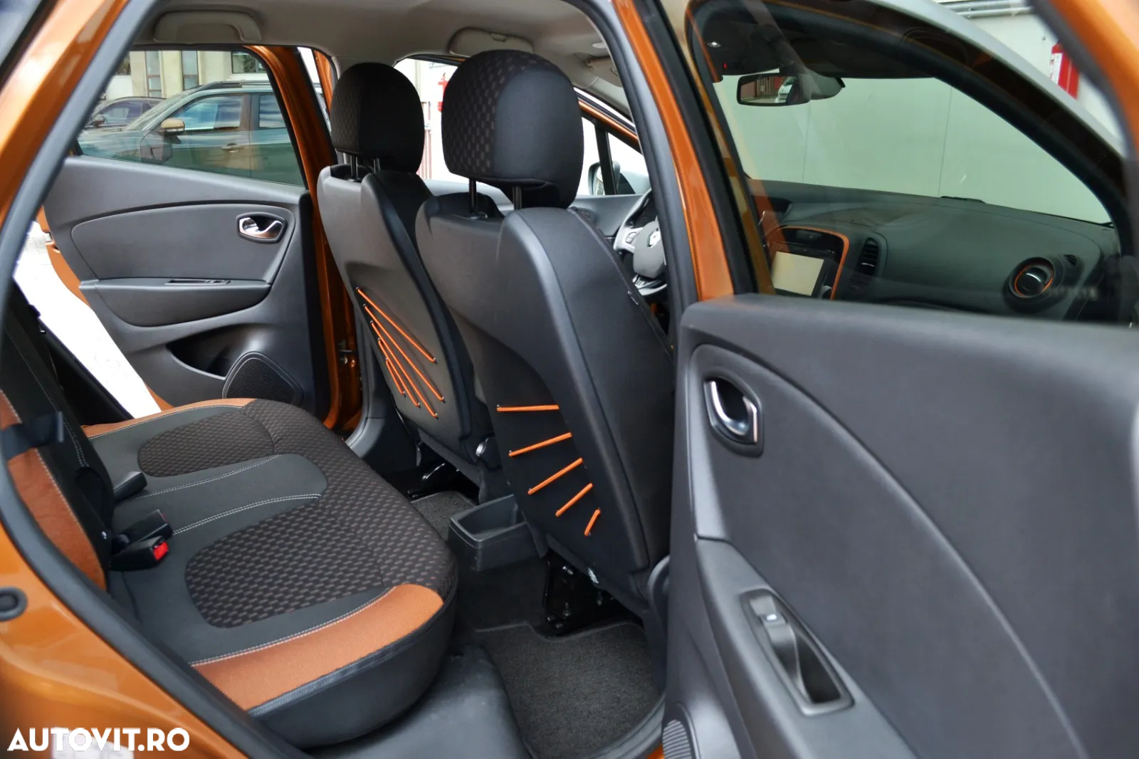 Renault Captur (ENERGY) TCe 90 INTENS - 11