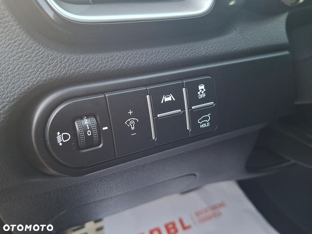 Kia XCeed - 18
