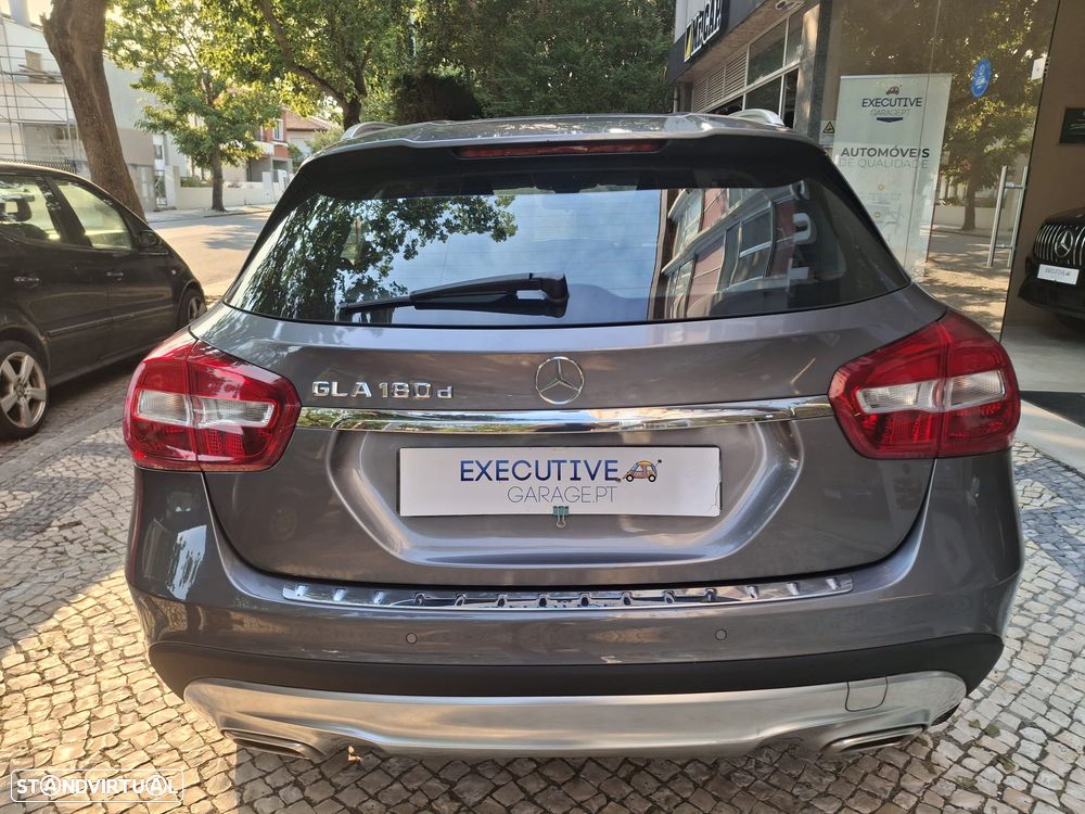 Mercedes-Benz GLA 180 d Urban - 7